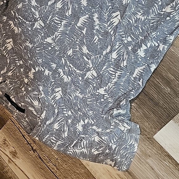 Mens small Suit Tee Shirt floral print Bahamas shirt - Picture 4 of 4